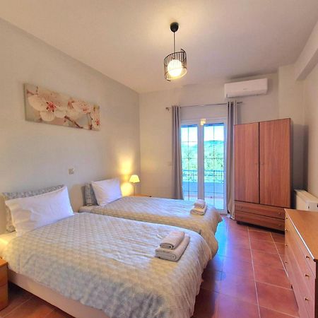 Apartament J&B Countryside Life Ágios Matthaíos Zewnętrze zdjęcie