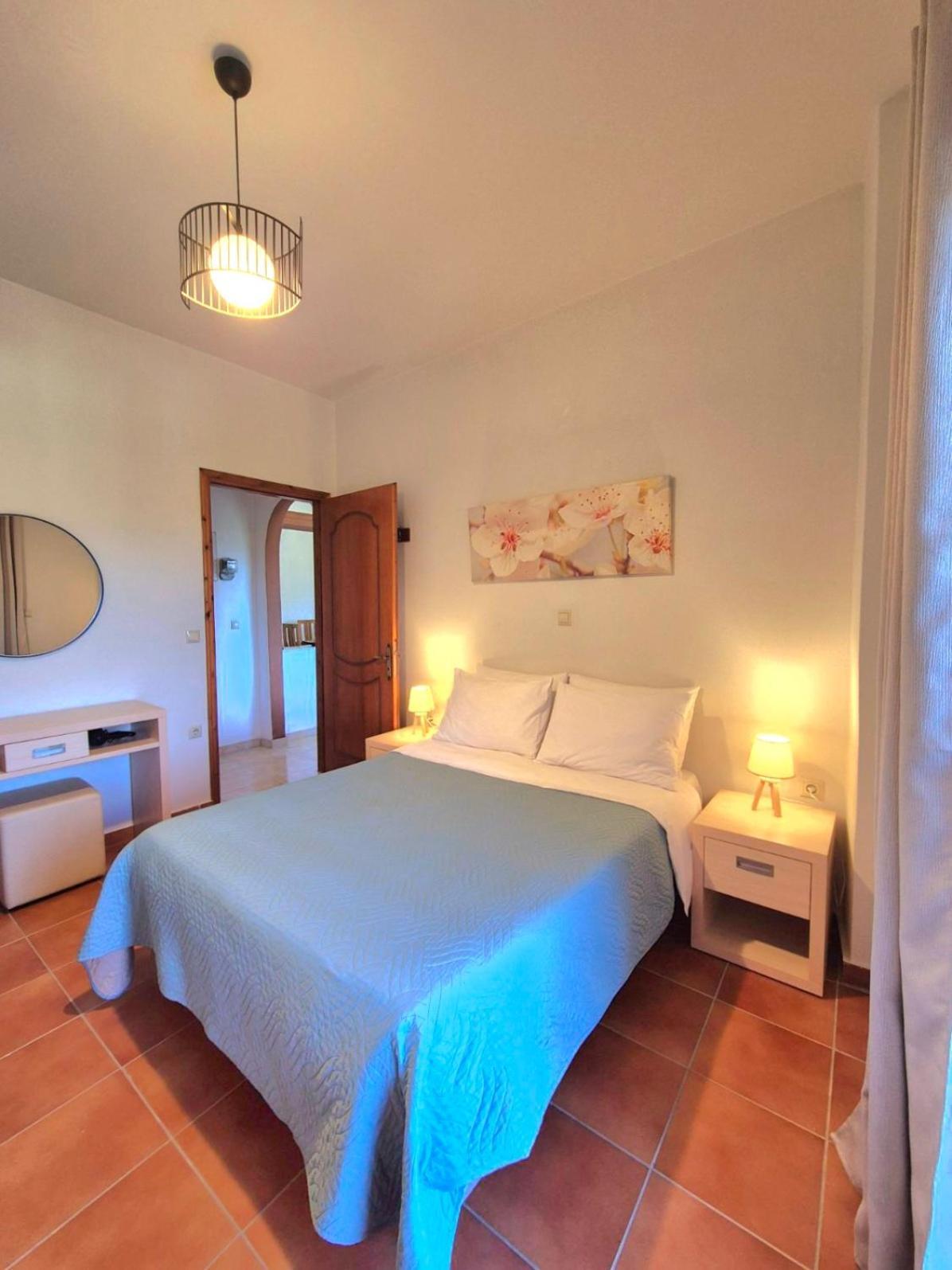 Apartament J&B Countryside Life Ágios Matthaíos Zewnętrze zdjęcie