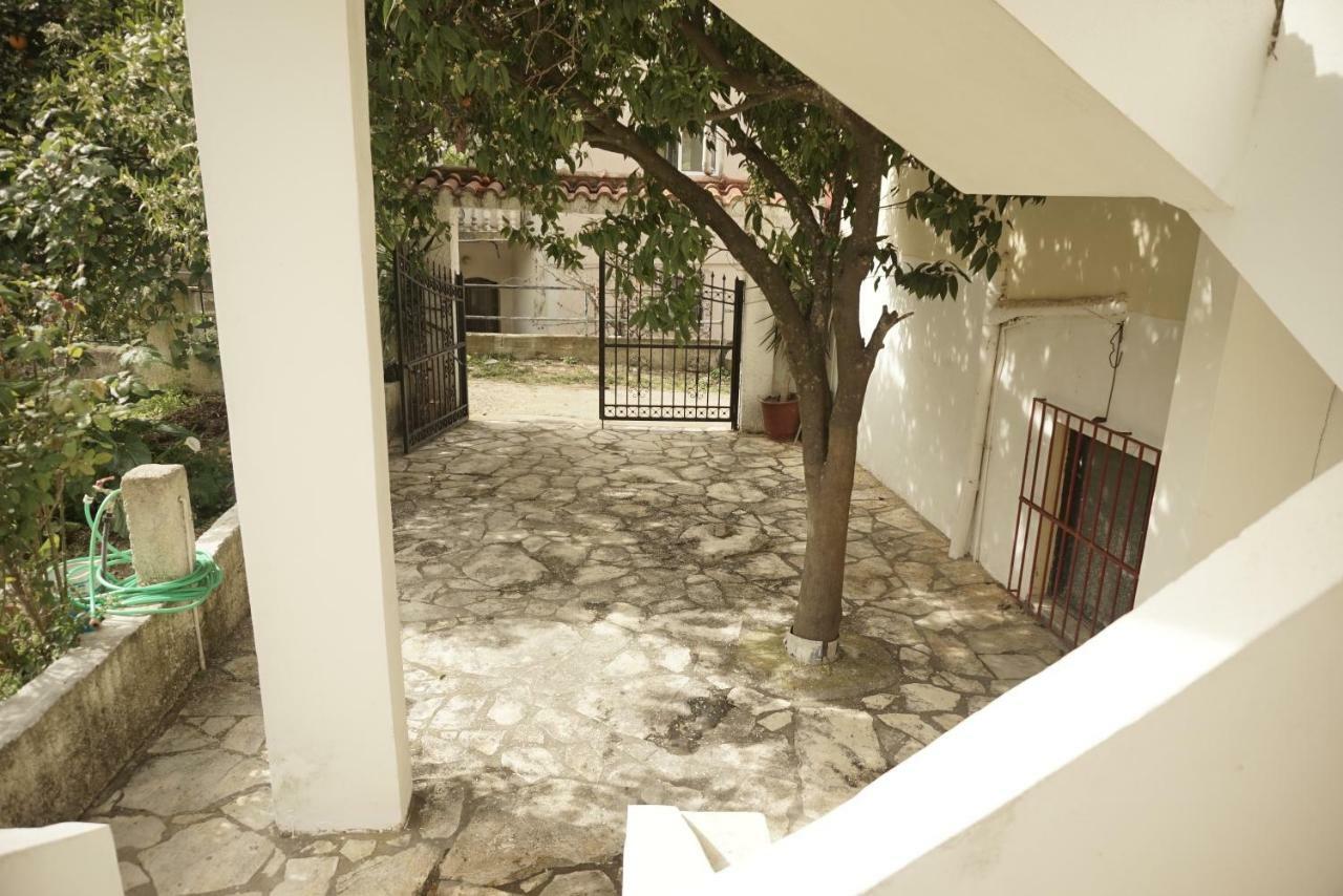 Apartament J&B Countryside Life Ágios Matthaíos Zewnętrze zdjęcie