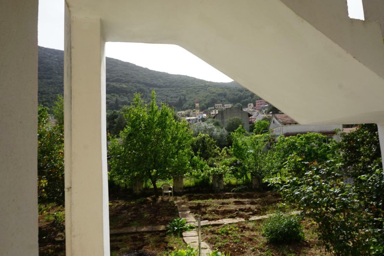 Apartament J&B Countryside Life Ágios Matthaíos Zewnętrze zdjęcie