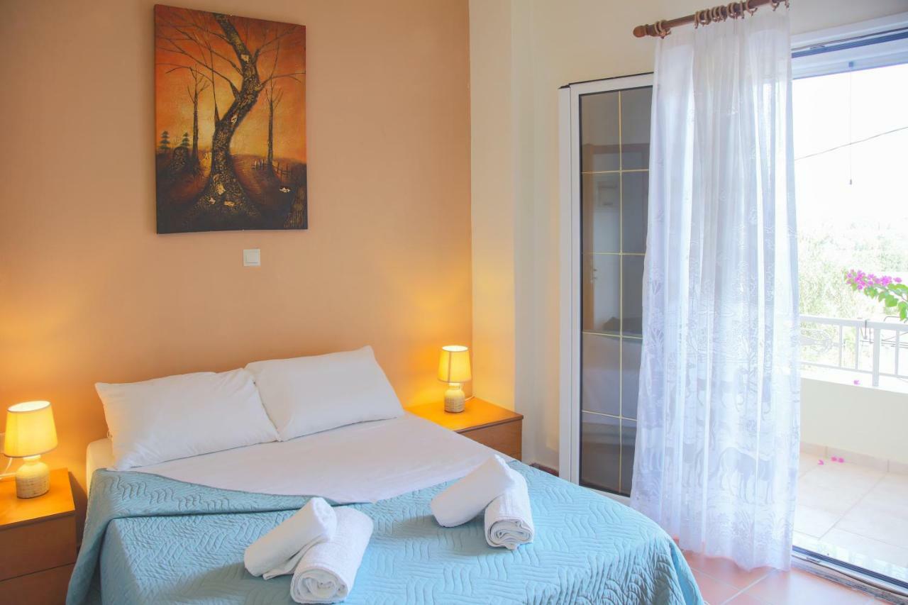 Apartament J&B Countryside Life Ágios Matthaíos Zewnętrze zdjęcie